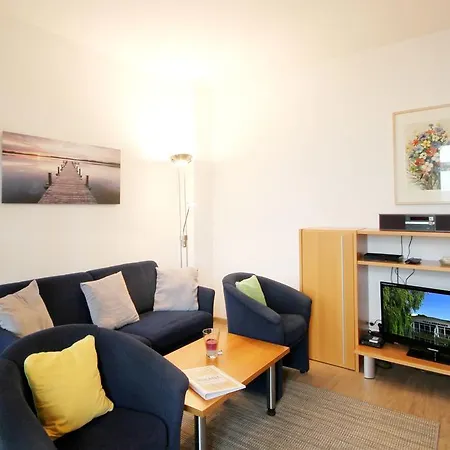 Seerosen By Rujana 宾茨