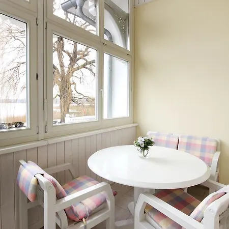 Seerosen By Rujana 宾茨